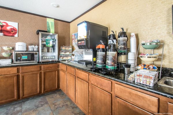 Quality Inn and Suites Decorah
